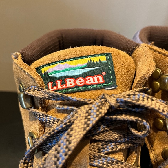 LL Bean Hiking Boots, Women's 11M - Picture 4 of 6